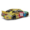 Lionel Racing Kyle Busch #18 M&M's 2016 Toyota Camry NASCAR Diecast Car (1:24 Scale)