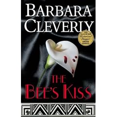 The Bee's Kiss (Joe Sandilands Murder Mystery)