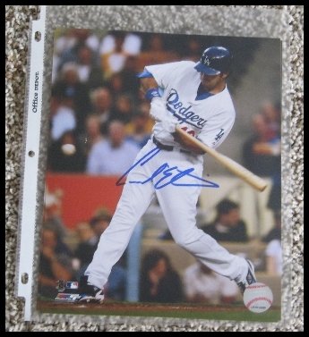 Andre Ethier Autographed/Hand Signed Photo