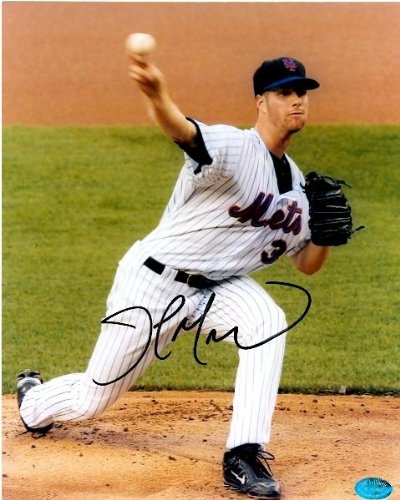 John Maine Autographed/Hand Signed 8x10 Photo (New York Mets)