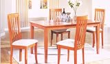 BEAUTIFUL CHERRY FINISH DINING SET WITH 4 PADDED CHAIRS