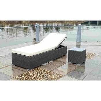 Bain de soleil gris + table basse en résine tressée coussin blanc KORYA