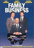 Revue Fox Pathé Europa  / Family Business