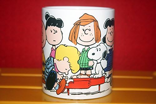 Charlie Brown - Peanuts - Snoopy - Collectors Mug