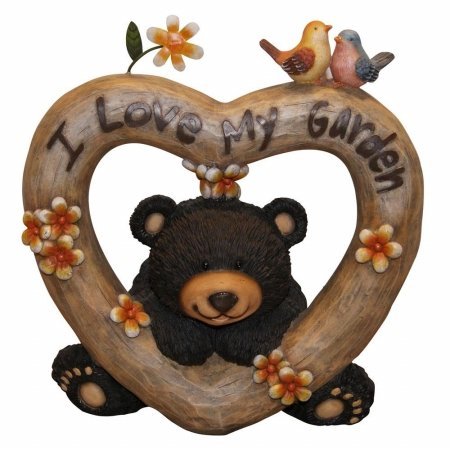 Wooden Heart Bear Statuary