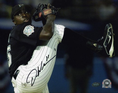 Dontrelle Willis Miami Marlins 8x10 Autographed Photograph