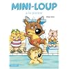 Mini-Loup � la piscine