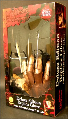 Click here to buy A NIGHTMARE ON ELM STREET DELUXE FREDDY METAL GLOVE by Rubies.