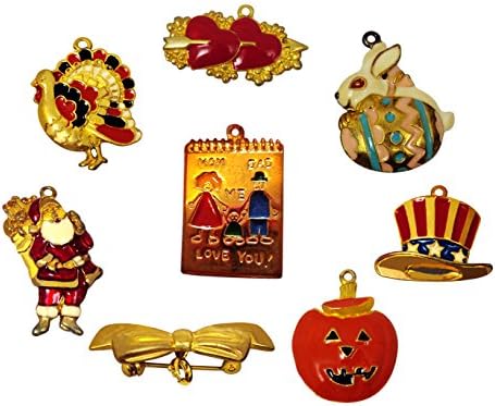 ToFa 8 Piece Set of Holiday Bracelet Charms & Pin - in an Attractive Gift Box, Bracelet Charms.