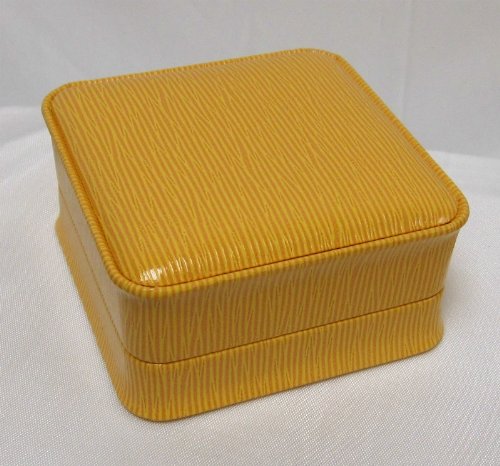 Textured Leatherette Jewelry Yellow Bangle / Watch Box