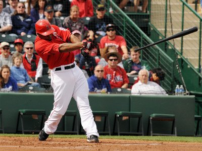 Los Angeles Dodgers v Los Angeles Angels of Anaheim, TEMPE, AZ - FEBRUARY 26: Howie Kendrick Photographic Poster Print by Norm Hall, 12x16