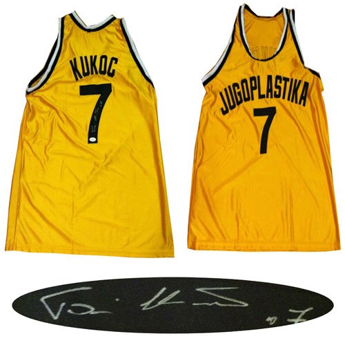 Signed Toni Kukoc Jugoplastika Split Yugoslavia Croatia Jersey Kukoc won 3 European League titles with Jugoplastika Split. He also won 3 NBA titles with Michael Jordan and Scottie Pippen as a member of the Chicago Bulls. One of the Top 5 European players to ever play in the NBA. Jersey comes with a certificate of authenticity from James Spence Authentication (JSA) and their matching hologram # ver