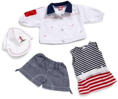 Famosa - Poupon -  Nenuco Fashion Set Luxe - Short en jeans, petite robe raye bleu blanc rouge avec ceinture blanche, petite veste blanche rouge et col bleu + casquette blanche avec un phare