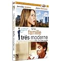 FAMILLE TRES MODERNE (UNE)