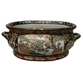 Oriental oval porcelain footbath planter, hand painted with traditional gold filigree... by Reorient