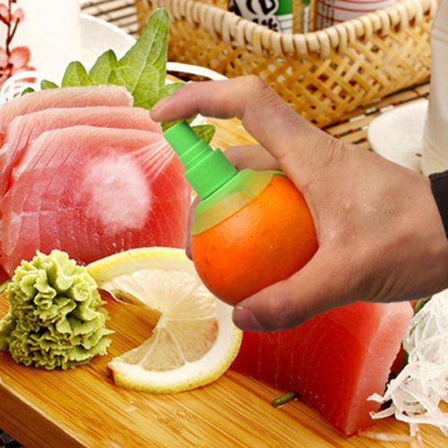 2pcs Manual Juice Spray Lemon Juicer Set 2pcs Manual Juice Spray Lemon Juicer Set