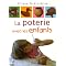 Indispensables de b�b�  (2 ans): livres, musique, jouets