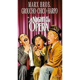 A Night at the Opera [VHS]