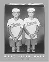 Mary Ellen Mark: Twins (Aperture Monograph)
