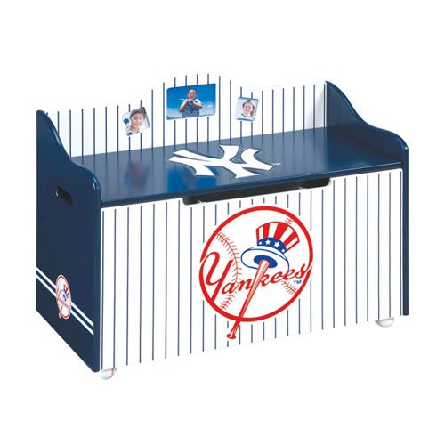 Guidecraft MLB Team Logo Toy Chest Style: NY Yankees