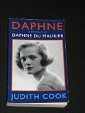 Daphne : a portrait of Daphne du Maurier