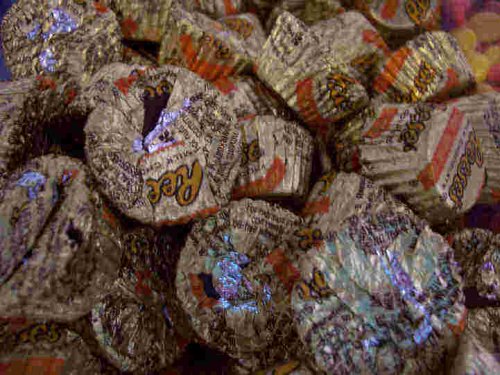 Candy Reeses Peanut Butter Cup Minis, 120 pieces by Candy Zone