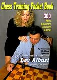 Chess Training Pocket Book: 300 Most Important Positions and Ideas (Chess Information & Resource Center)