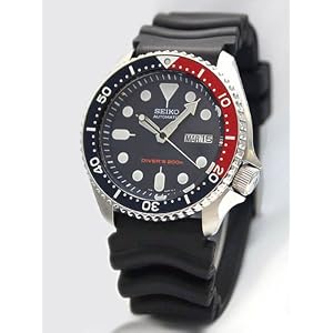Seiko SKX009K Men's Automatic 200m Diving watch Rubber Band
