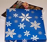 Scott's Cake 1 lb. Assorted Cake Balls in a Snowflake Box Box
