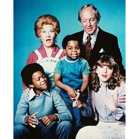 CONRAD BAIN AS PHILIP DRUMMOND, TODD BRIDGES AS WILLIS JACKSON, GARY COLEMAN AS ARNOLD JACKSON, DANA PLATO AS KIMBERLY DRUMMOND, CHARLOTTE RAE AS EDNA GARRETT FROM DIFF'RENT STROKES #1 - COLOUR Movie Photo - (4 Different Photograph & POSTER Sizes Available)