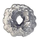 Nordic Ware Holiday Wreath Pan