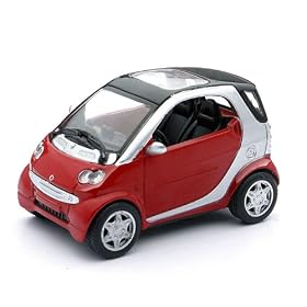 Smart Fortwo 1/24 White: Toys &amp; Games