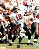 Trent Dilfer Autographed/Hand Signed Tampa Bay Bucs 8x10 Action Photo (White Jersey)