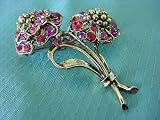Hollycraft Flower Pin
