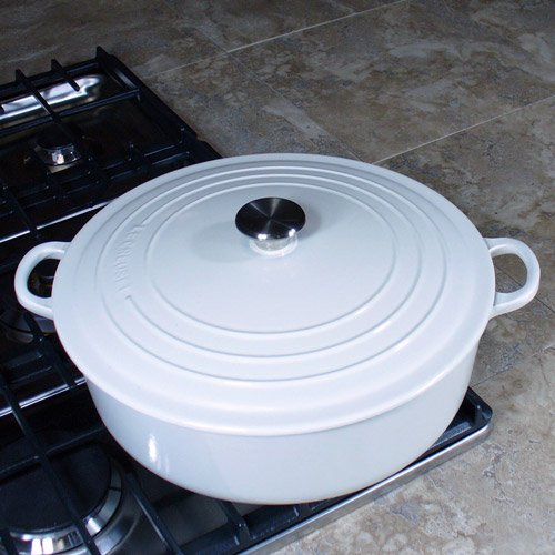 Le Creuset Enameled Cast-Iron 6-3/4-Quart Wide French Oven, White
