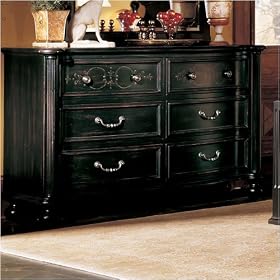 Hooker Furniture 547-90-002 Sable Creek Six Drawer Dresser in Black