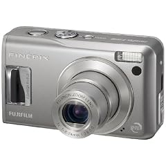 FujiFilm FinePix F31fd Digitalkamera (6 Megapixel, 3-fach Zoom, 6,4 cm (2,5 Zoll) Display)