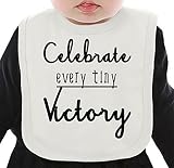 Celebrate Victory ネクタイを有する有機ビブ Medium
