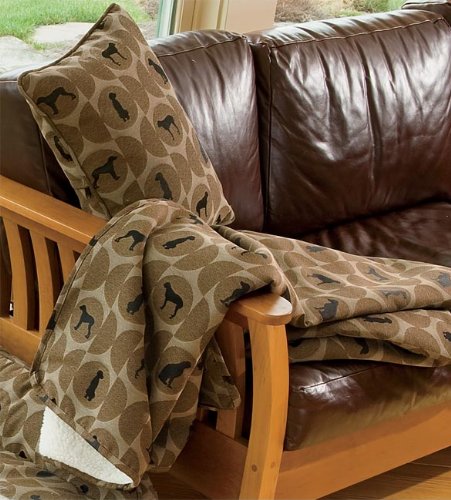 Easy-Care Throw/Pillow / Medium Throw