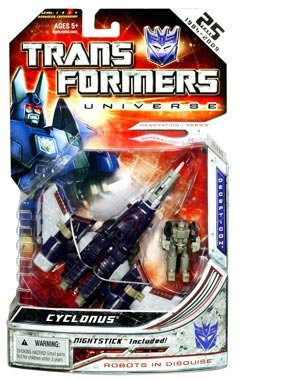 51DxW1fy7AL Transformers Universe Classics Voyager Class > Cyclonus Action Figure