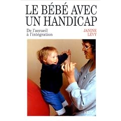 Le b�b� avec un handicap