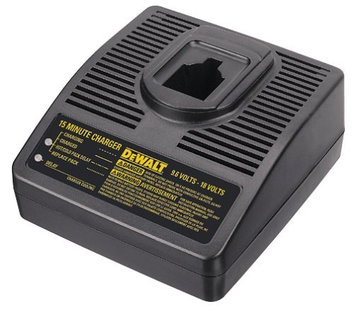 DeWalt DW9117 7.2-Volt to 18-Volt Pod Style 15 Minute Battery Charger