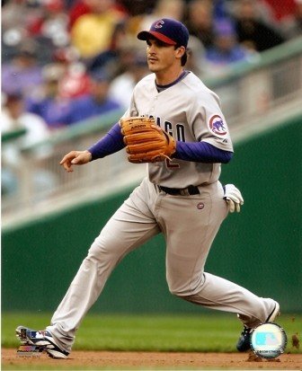 Ryan Theriot Chicago Cubs Fielding 8x10 Photo