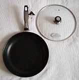 CASA SUPER STRONG 28CM NON STICK CARBON STEEL SAUTE / FRYING PAN WITH LID