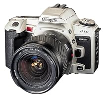 Minolta Maxxum XTsi 35mm Auto Focus SLR Camera with 28-80mm Silver Zoom Lens