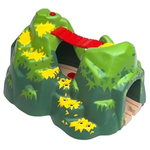Brio - Jungle Tunnel by