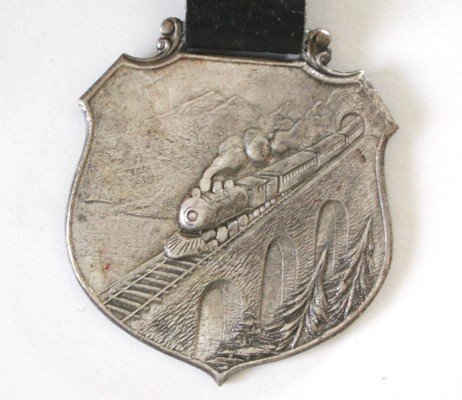 478 Vintage Railroad Steam Locomotive Scene Watch Fob w  Leather Strap