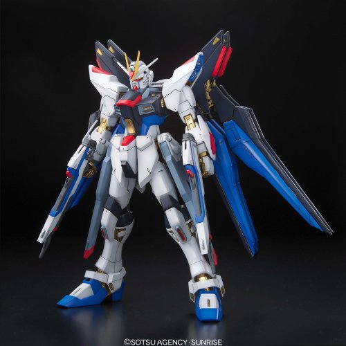 Gundam MG Strike Freedom Gundam Full Burst Mode Scale 1/100 Gundam MG Strike Freedom Gundam Full Burst Mode
