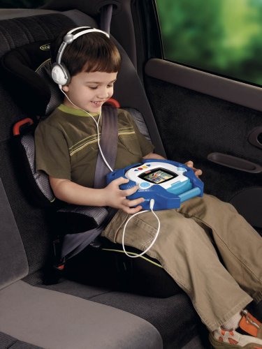 Childrens Toyshop  Toys : Fisher-Price Kid-Tough DVD Player On-the-Go Kit
