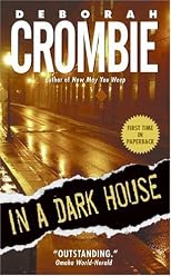 In a Dark House (Duncan Kincaid/Gemma James Novels (Paperback))